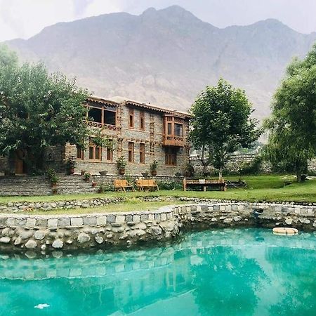 Riverdale Gilgit Luaran gambar