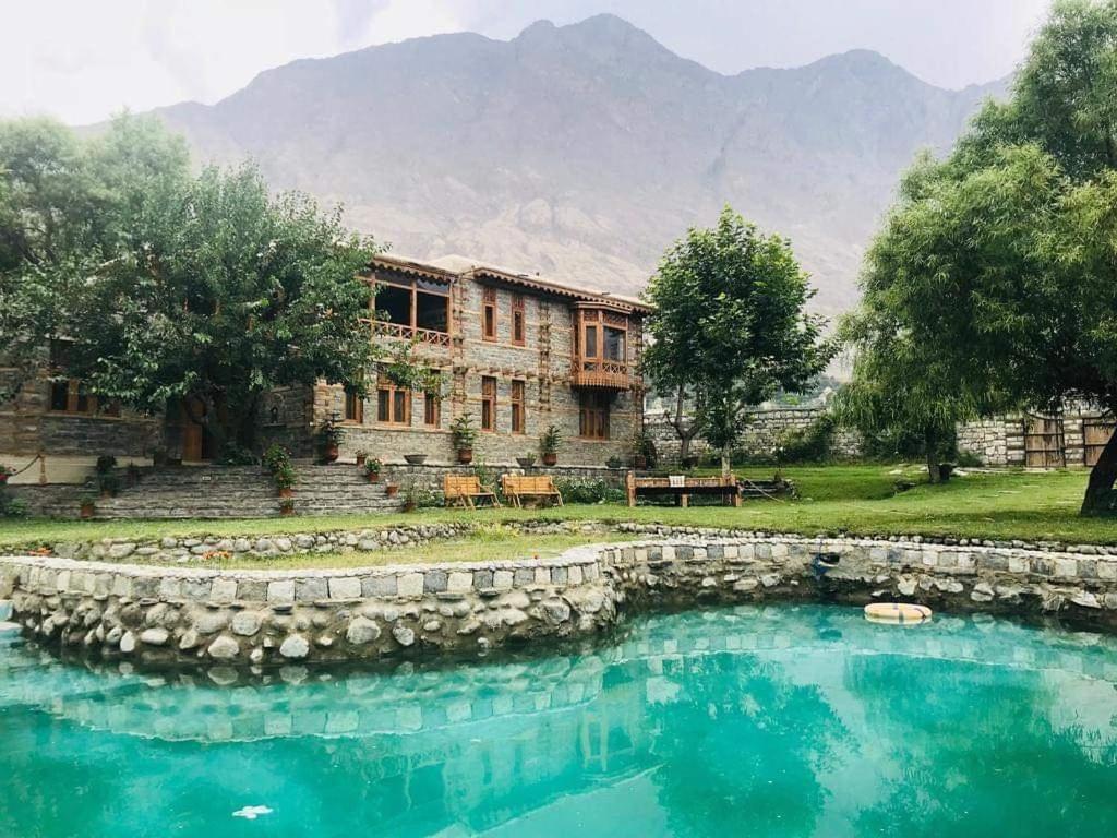Riverdale Gilgit Luaran gambar