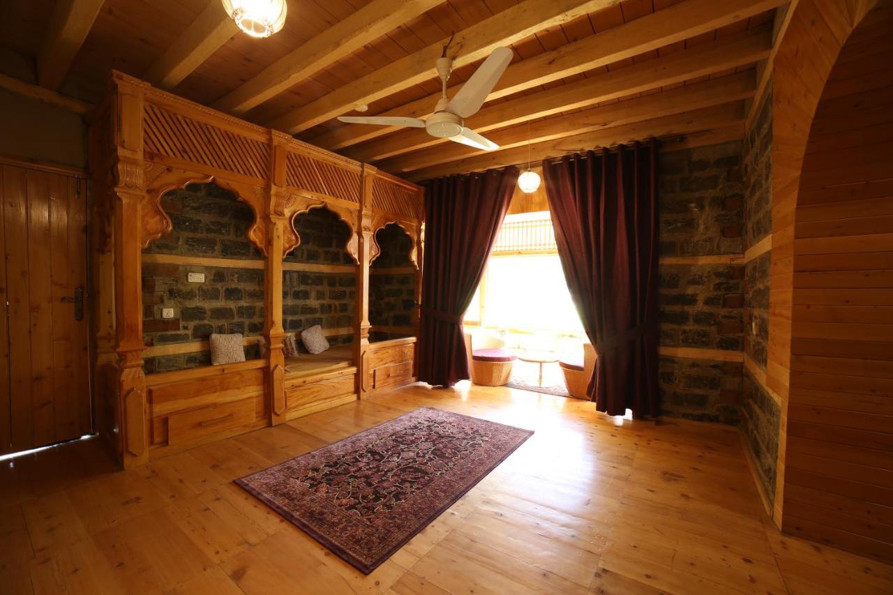 Riverdale Gilgit Luaran gambar