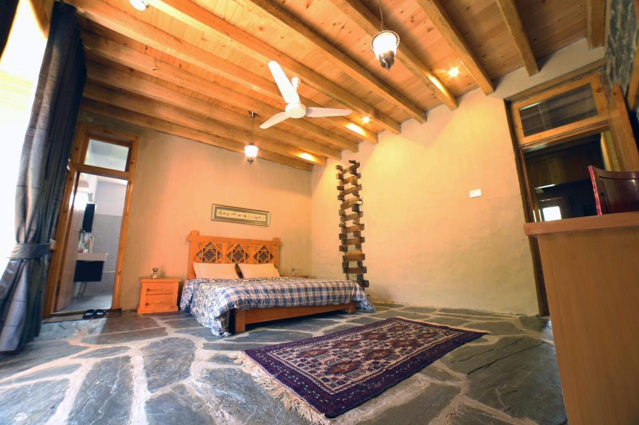 Riverdale Gilgit Luaran gambar
