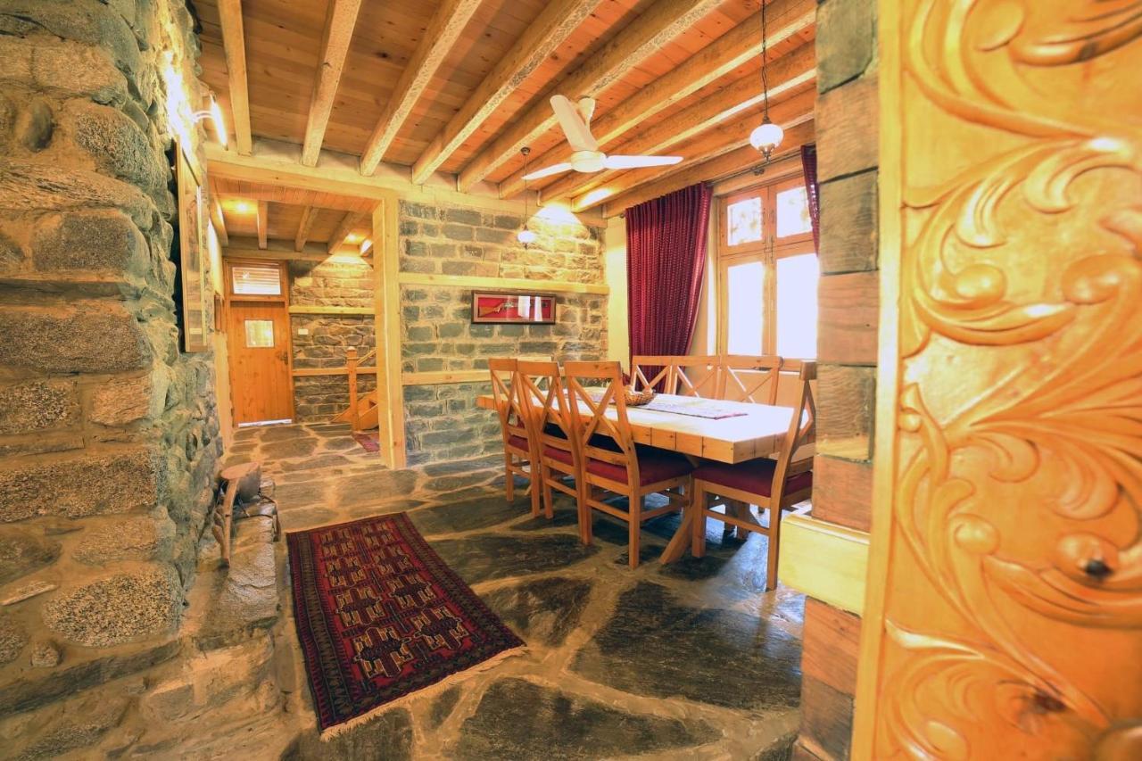 Riverdale Gilgit Luaran gambar